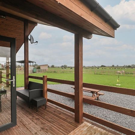 The Lodge At Crossroads Farm Bridgwater Exterior photo